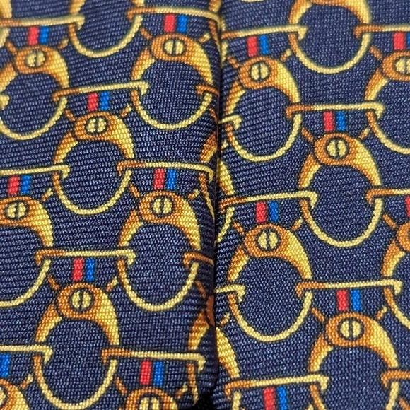 Marks & Spencer Navy and Gold horse bit pattern tie. brand new. - Picture 4 of 4